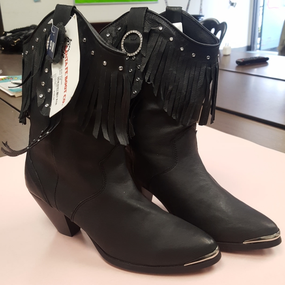Santa Fe fringe boots